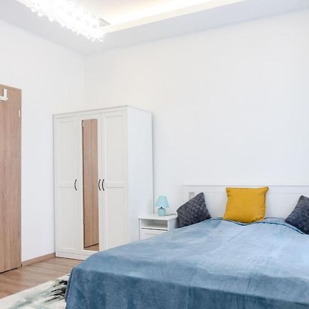 3 En Suit Bedroom Flat In The Main Centre For 6Ppl, 3Bdr,3Bthr,Ac Budapest Exterior photo